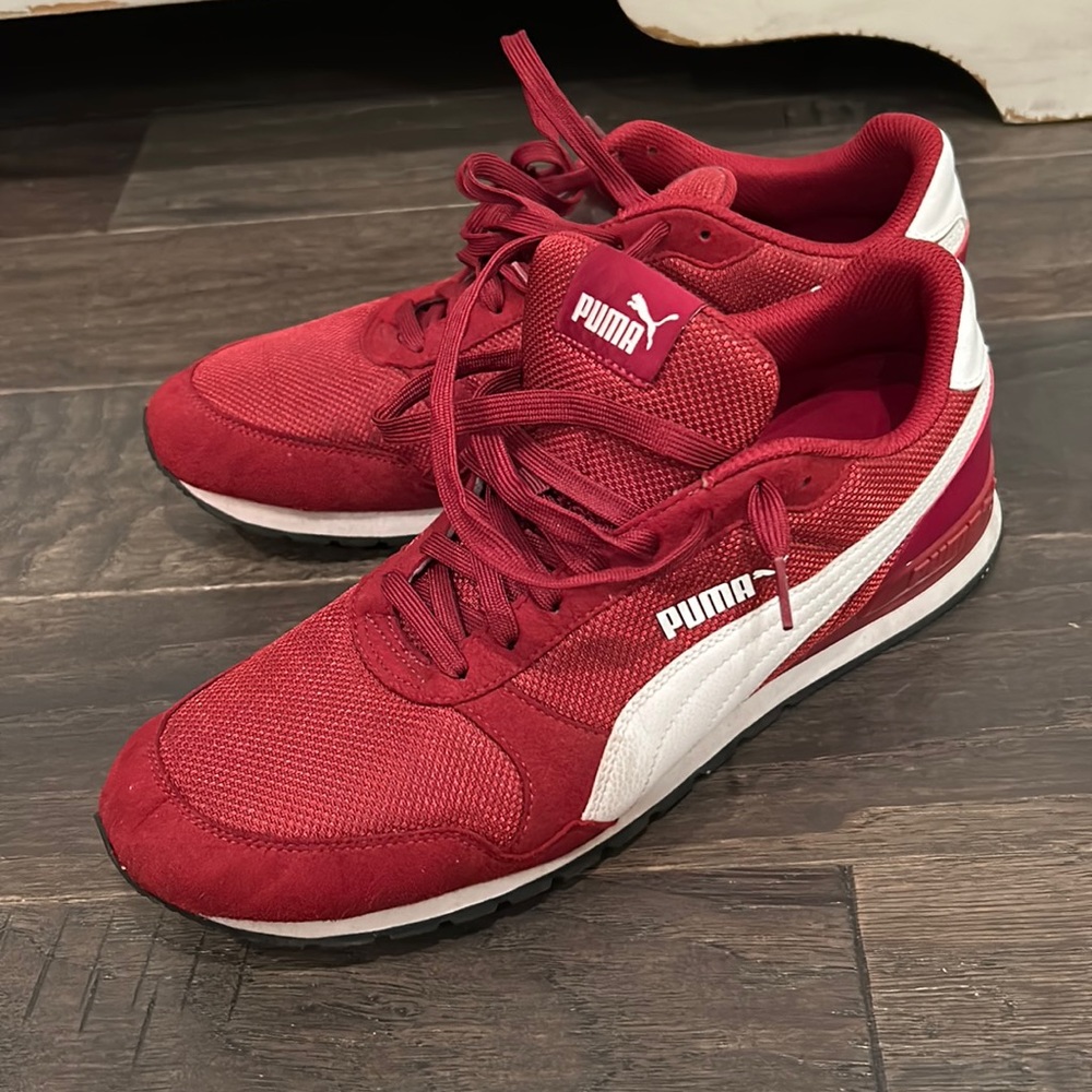 Mens size 11 puma’s. Worn only a handful of times